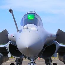 Prominente Ansicht des HUD Dassault Rafale