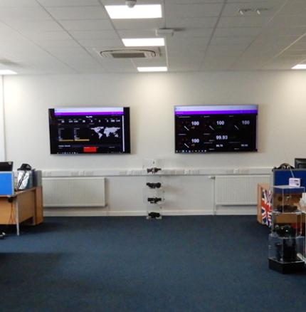 ProductPhoto_DL_TailoredTLSControlCtr.jpg Excelitas Through-Life Support control center